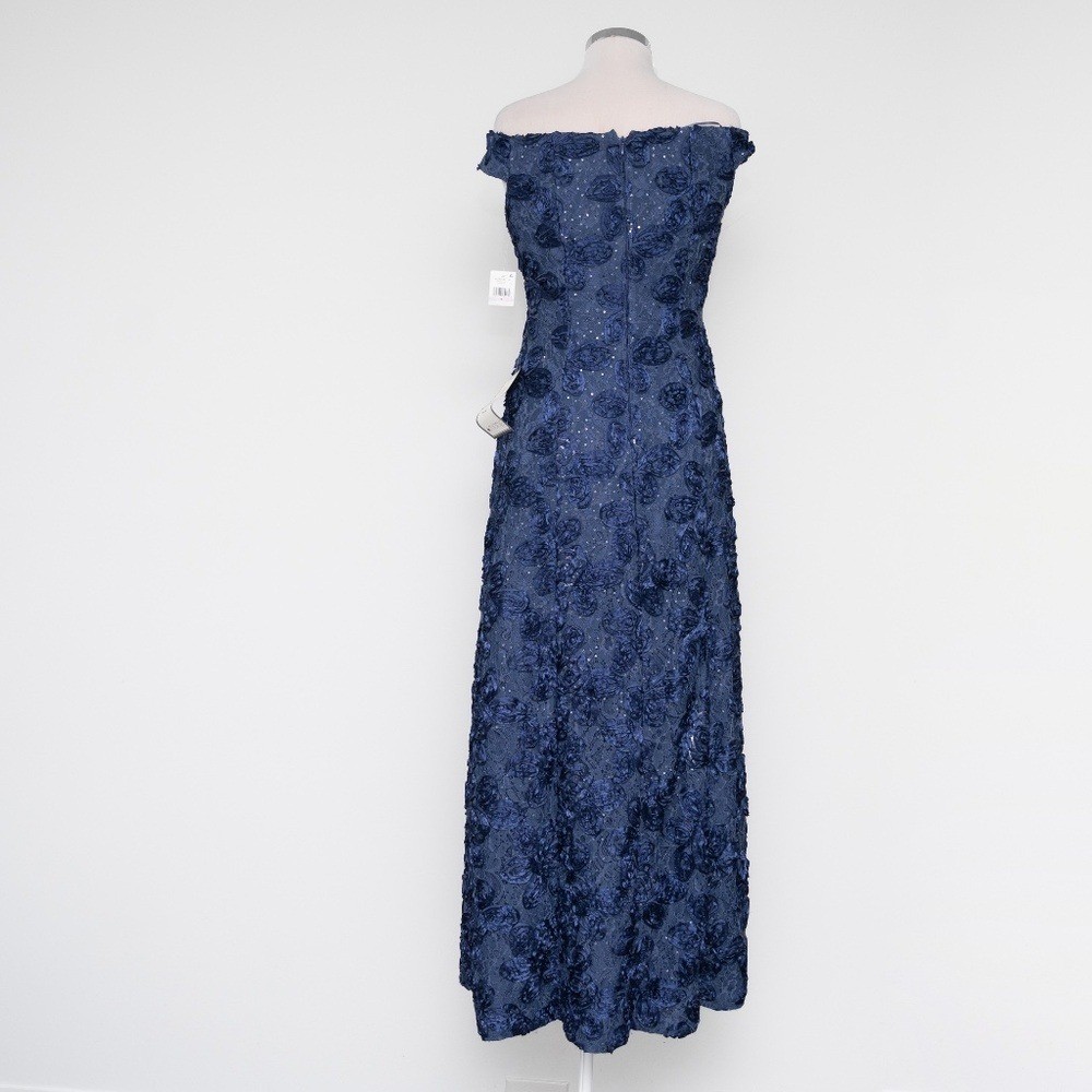 Alex Evenings – Off-The-Shoulder Sequined Lace Gown