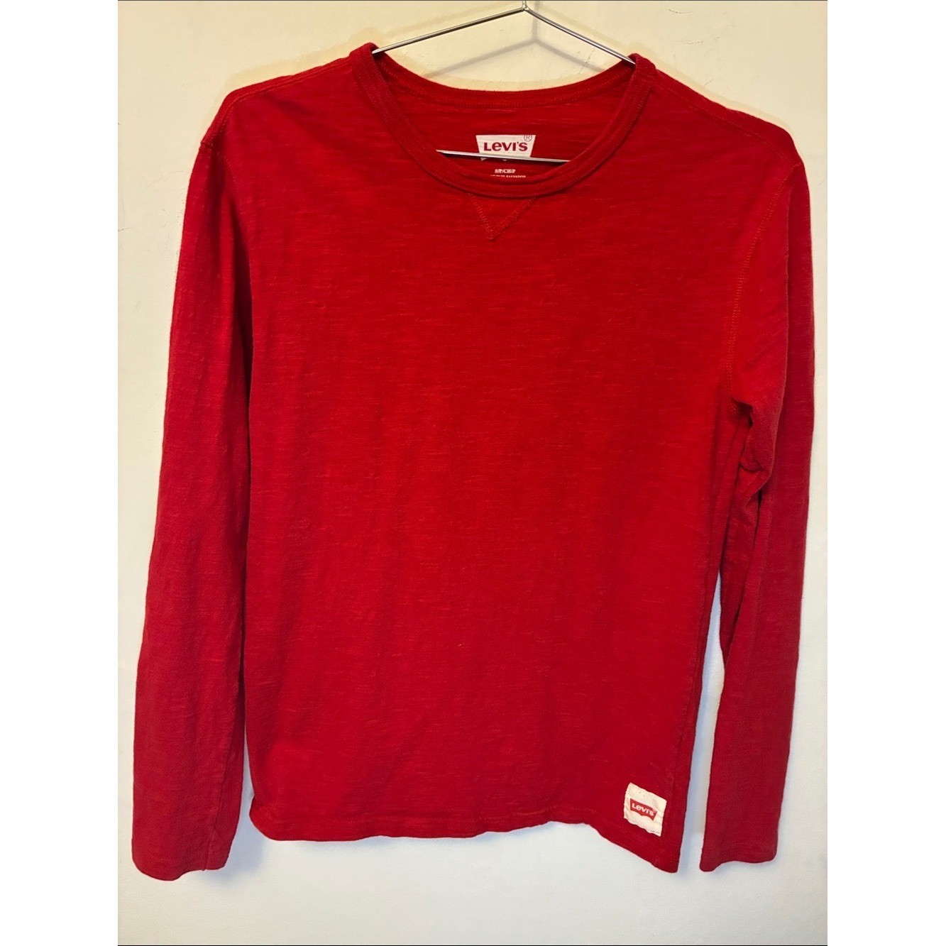Vintage Levis 💯 Cotton Red Long Sleeve Crewneck T Shirt