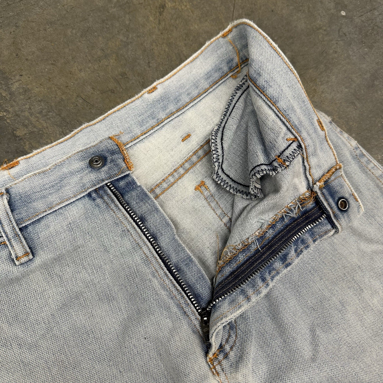 Vintage 70s 80s Women’s Cheap Jeans Brand Scovill Light Wash Straight Leg 28×26