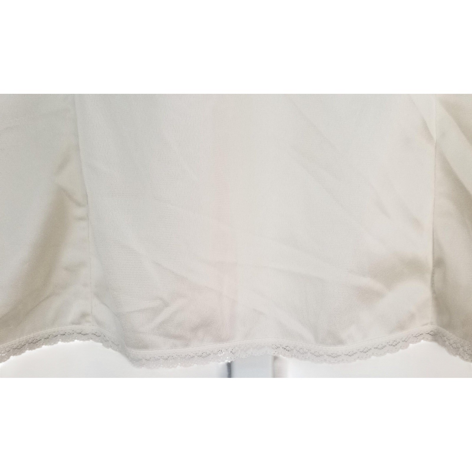 Vanity Fair Vintage White Lace Trim Nylon Camisole Top Sz 40 Made in USA Bridal