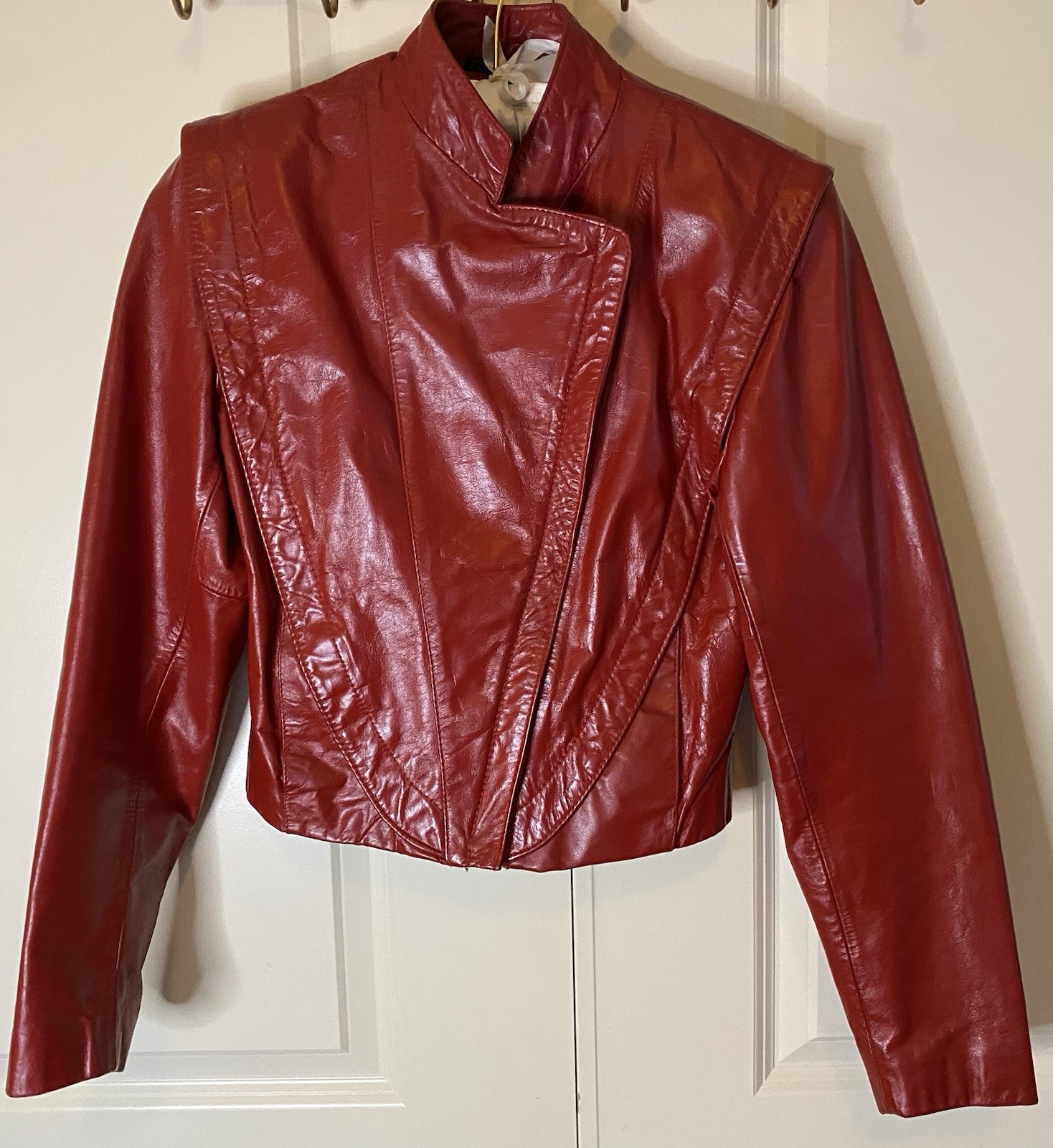 Vintage Wilson’s Bold Red Leather Cropped Biker Moto 80s Jacket Asymmetrical