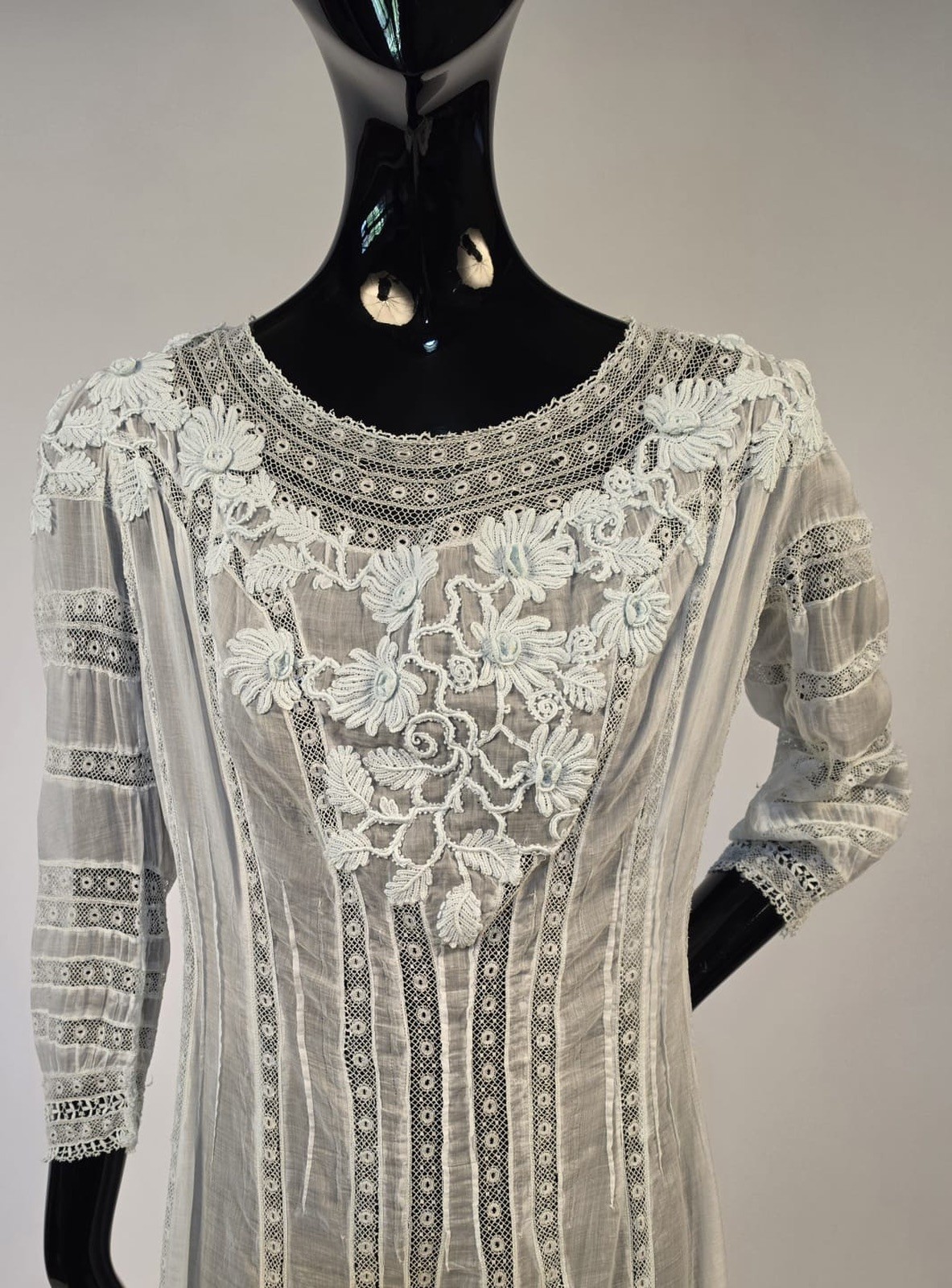 ROMANTIC EDWARDIAN ICE BLUE COTTON DRESS W APPLIED LACE + RUFFLE BOTTOM