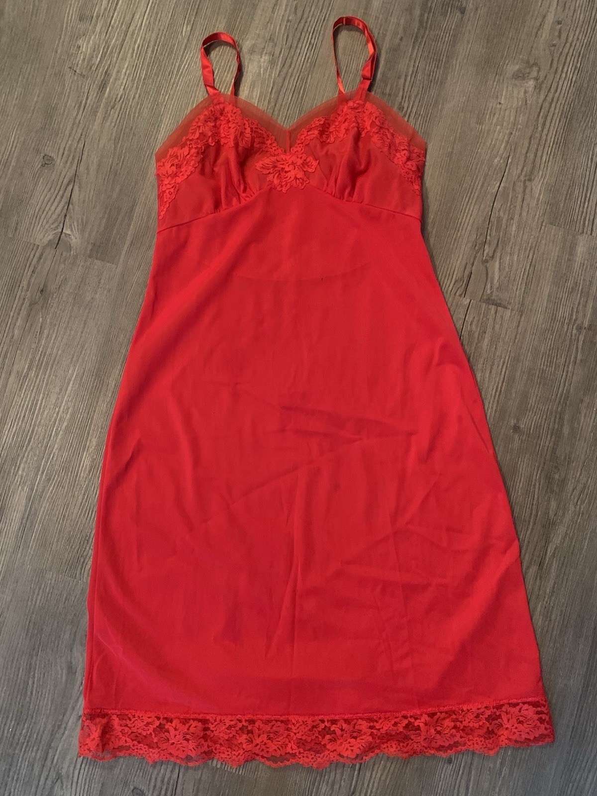 Vintage Charmode 100% Silky Nylon Red Full Slip Lace Detail Pleated Cups Sz 36