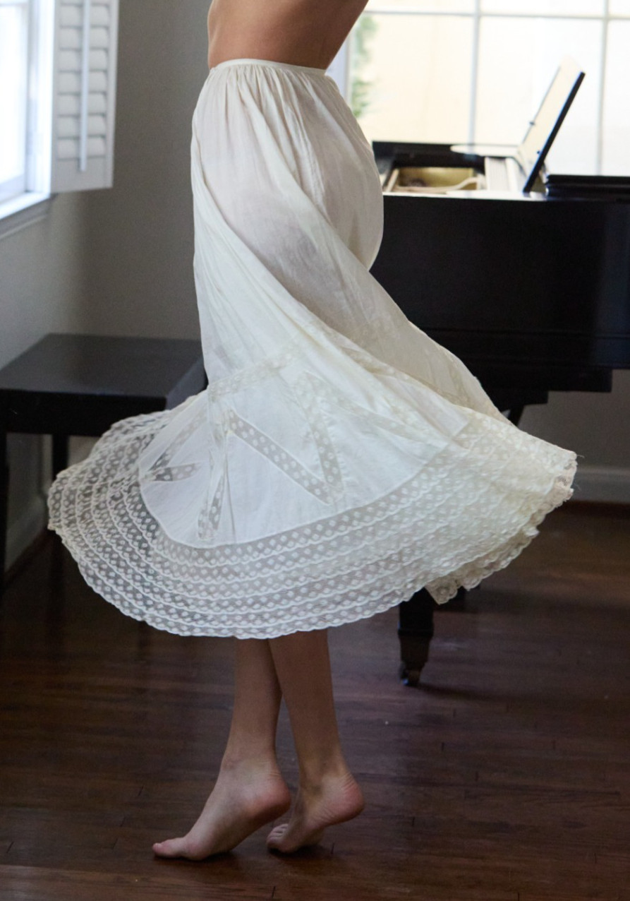 Antique Edwardian XS Skirt French valenciennes Lace Long