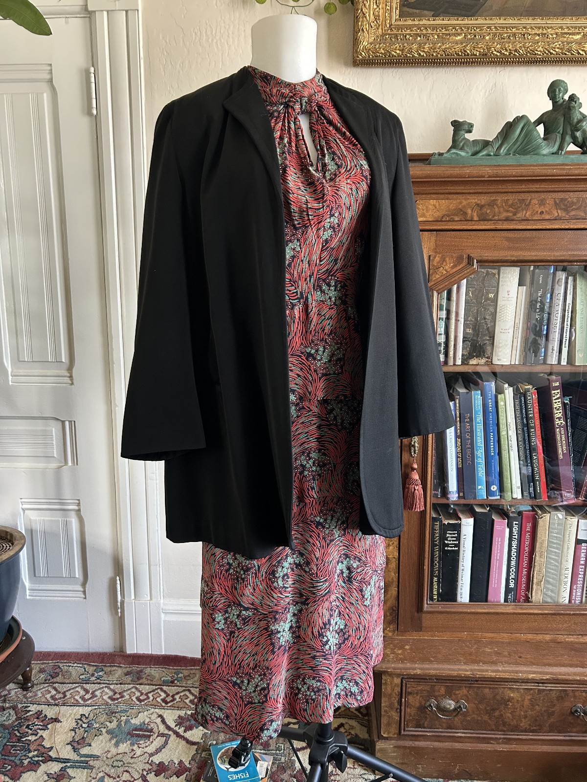 1940s Vintage Black Tailored Swing Coat Jacket Hand Lined Open Front Padded S/M