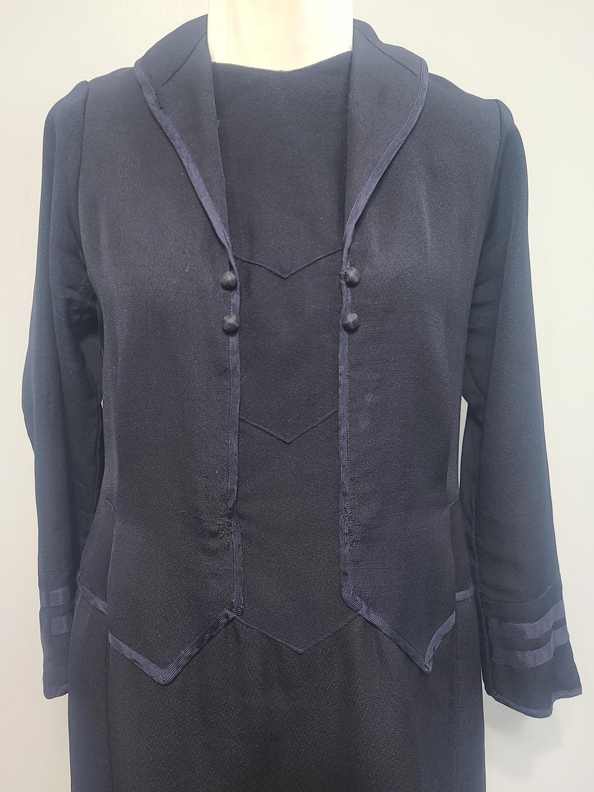 Vintage 1920s Flapper Dress Dark Blue / Black Wool German (B-40&Prime; W-37&Prime;) AS-IS