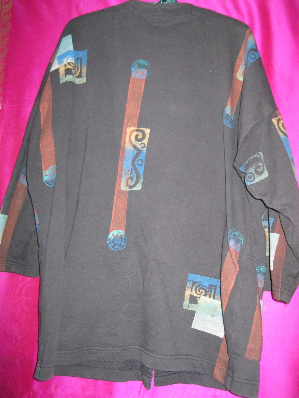 VINTAGE, BLACK COTTON JACKET, HAND PAINTED, SZ M/L, W/ FRONT POCKETS, ARTISAN