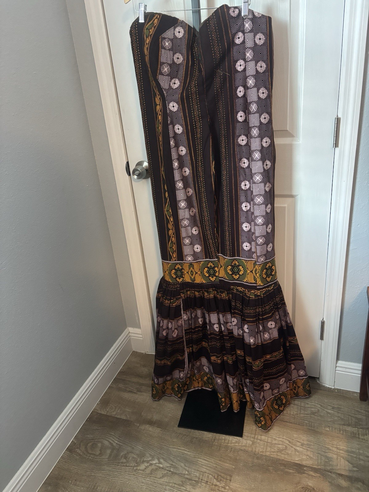 Vintage Boho Trumpet Maxi Dress Ethnic Print Festival Cottagecore