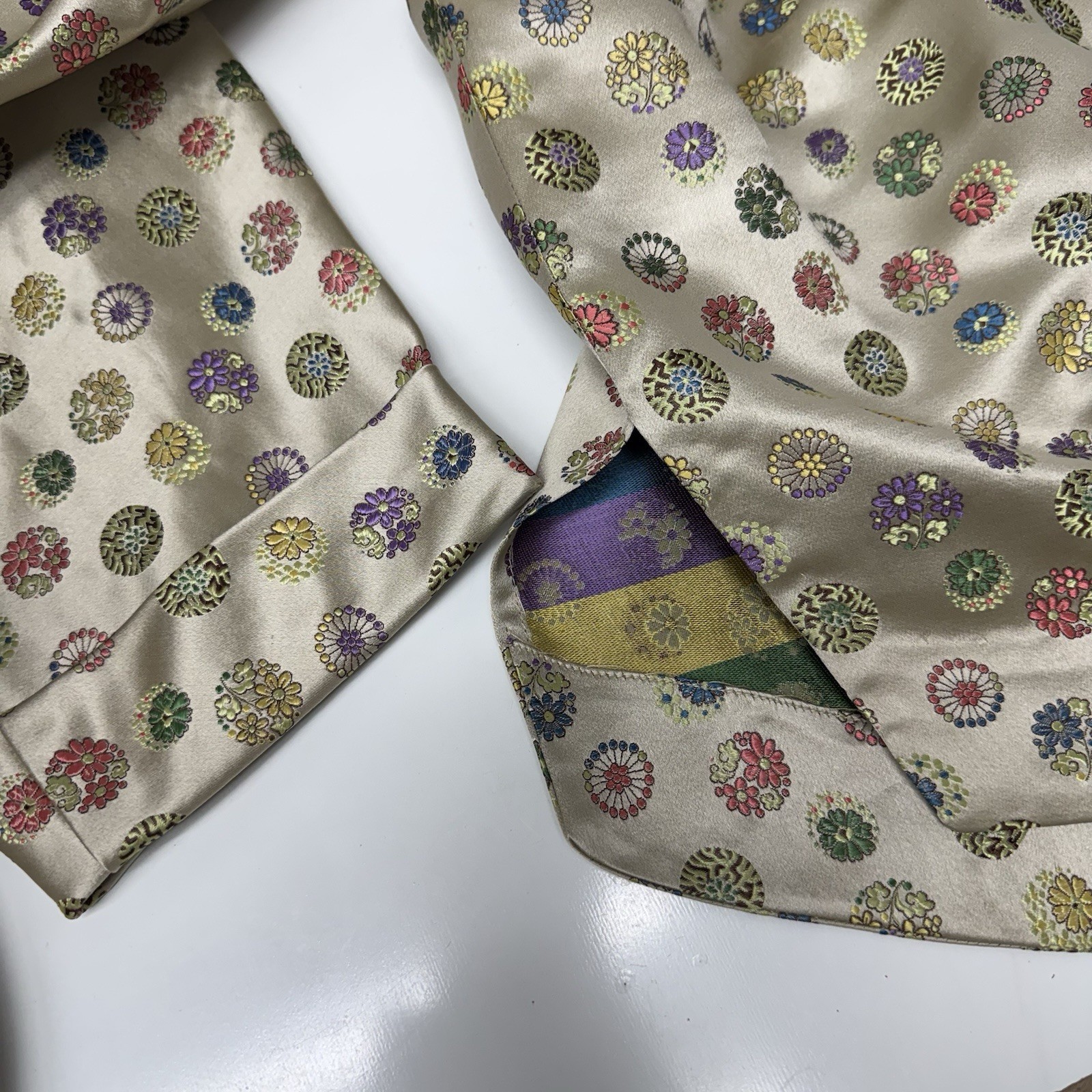 Vintage I. Magnin Brocade Pattern Top Mandarin High Collar NO SIZE Tag SM Med ?
