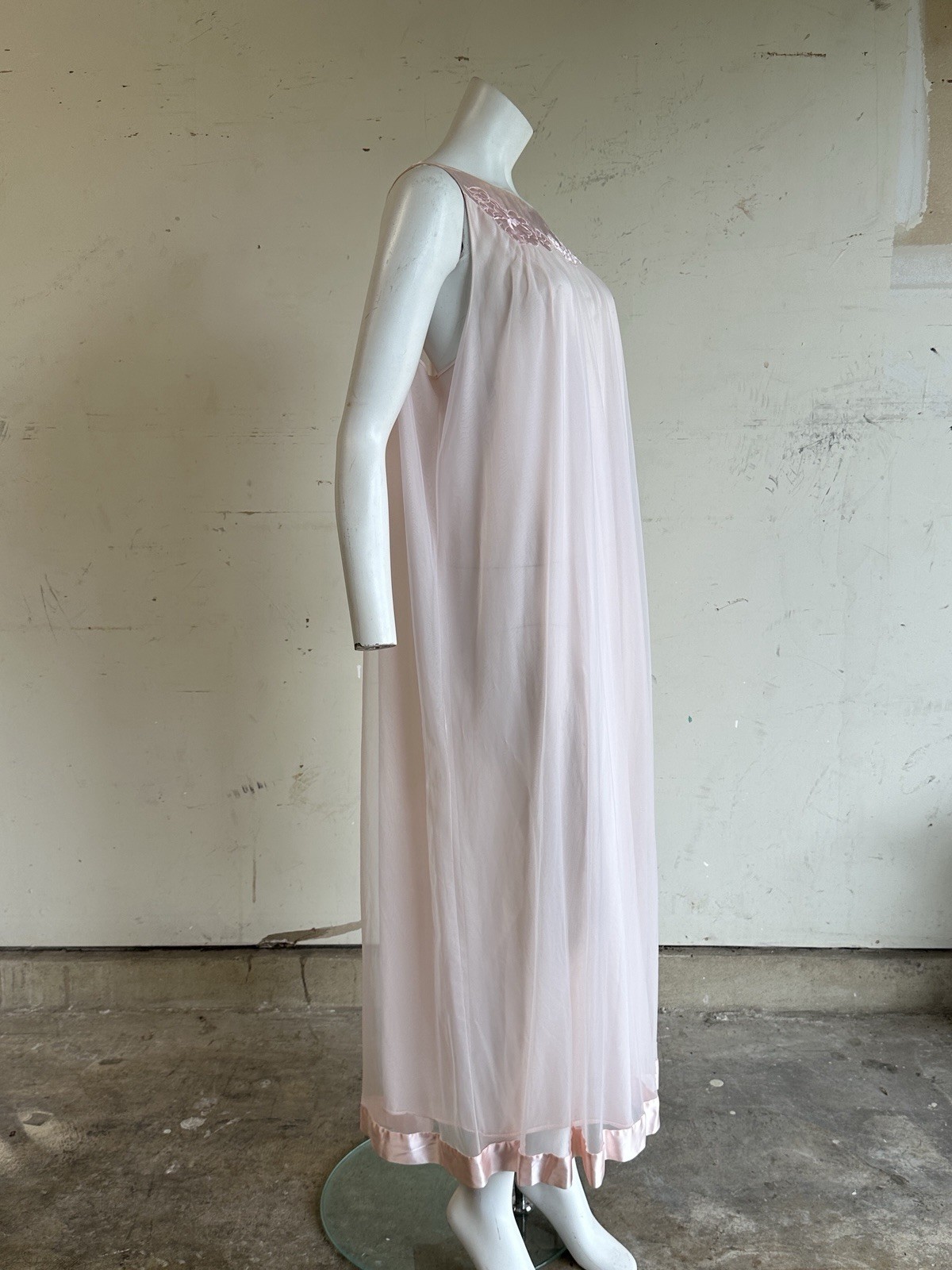1960s Gossard Artemis Peignoir Robe Layered Chiffon Set Boudoir Old Hollywood