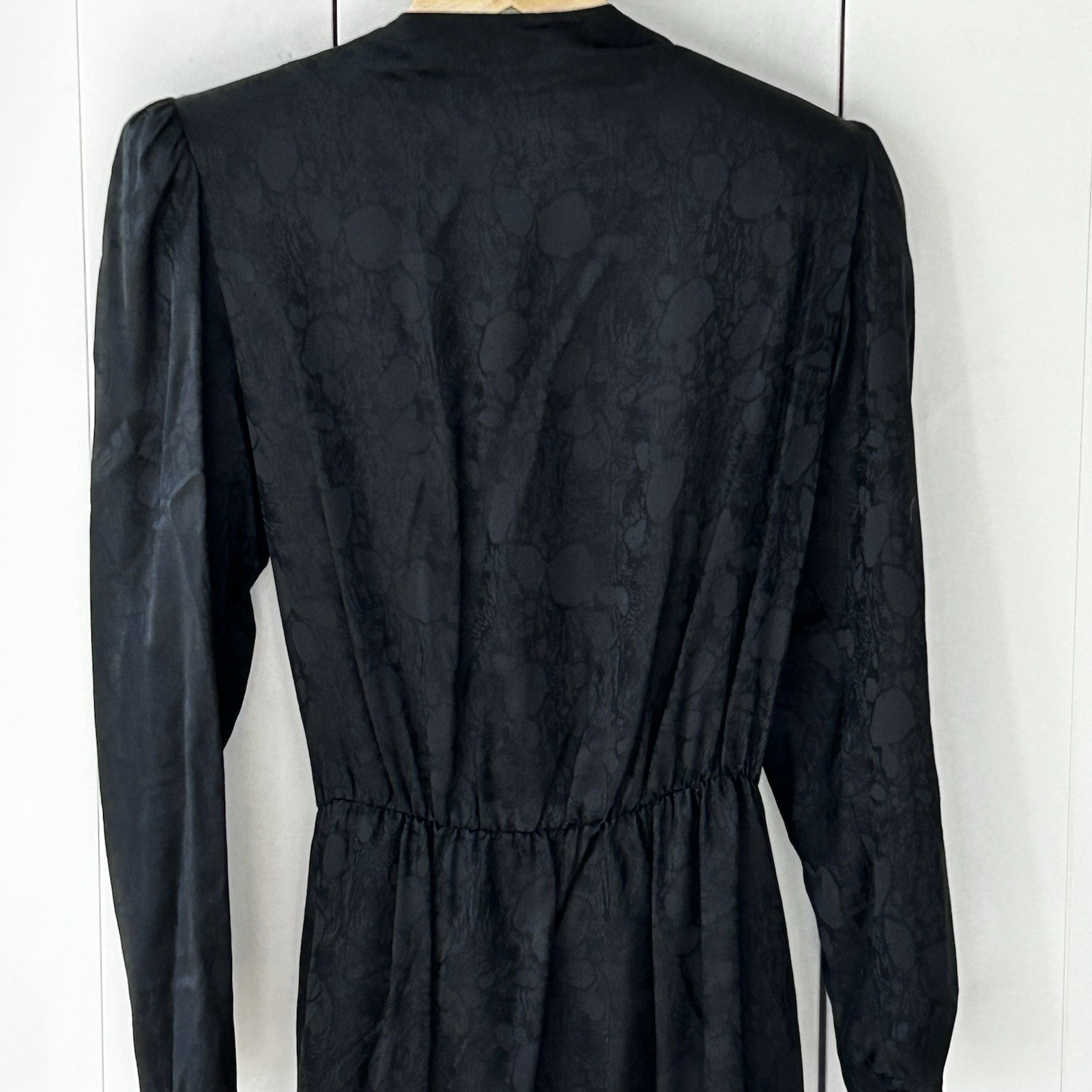 Vintage Argenti Dreaped Silk Wrap Dress Size 6 Floral Black Midi Shoulder Pads