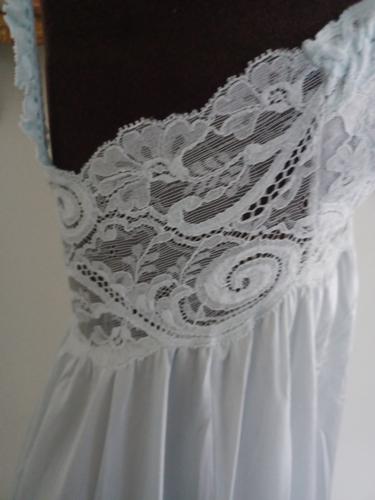 Vintage Olga Nightgown Dress Powder Blue Gorgeous 92040 Sz S-M 120  » Hem Sweep