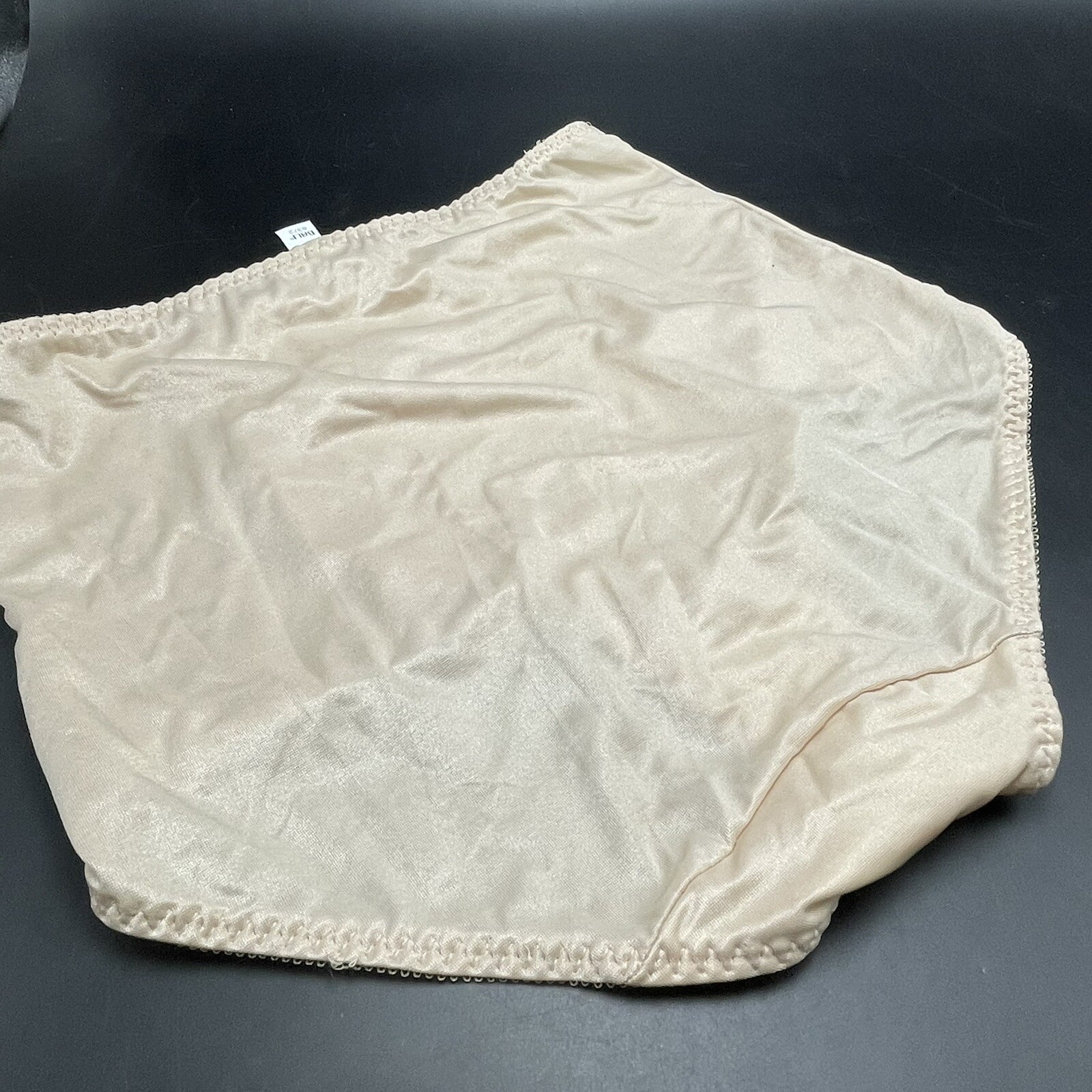 Vintage Body By Bali Light Tummy Control Shape Wear Brief Nude Sz Large Flatten