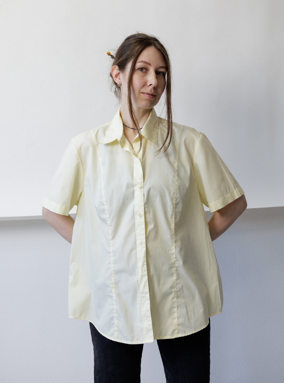Vintage 90s Butter Yellow Boxy Short Sleeve Button Up Shirt Women&rsquo;s L Minimalist