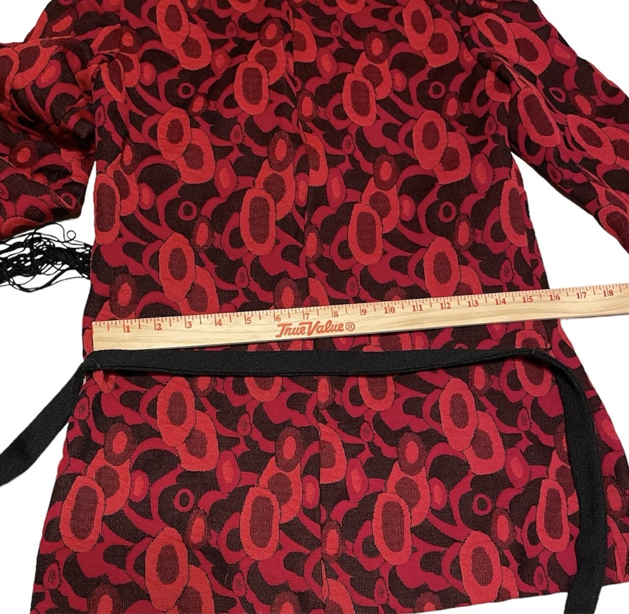 Vintage Black & Red Geometric Print Fringed Belt Blouse Top Zip Back 36” Bust
