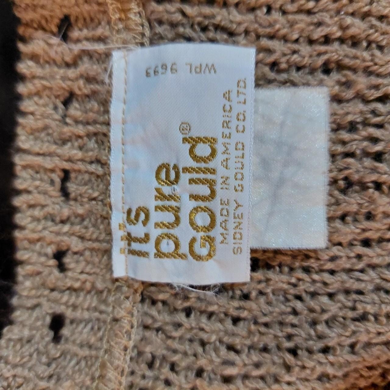 Vintage light brown V-neck short sleeve knit top.