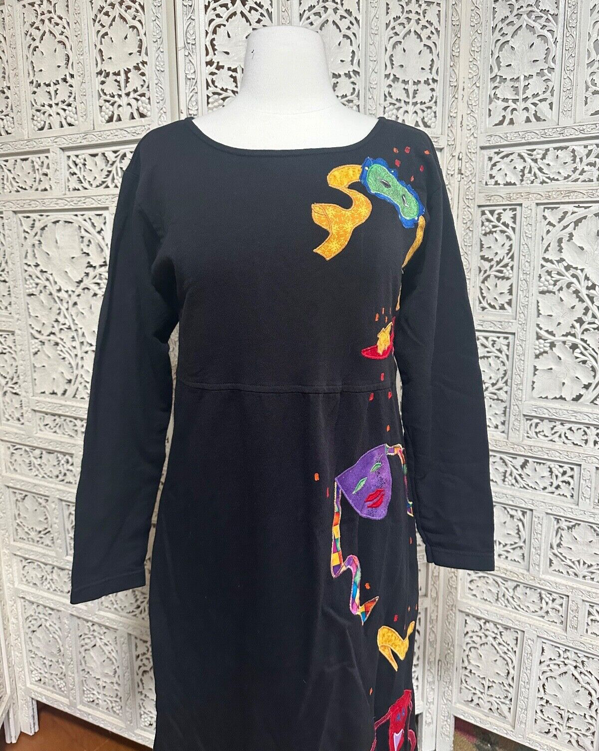 Vintage mardi gras holiday knee length dress size small This is precious! Inclu