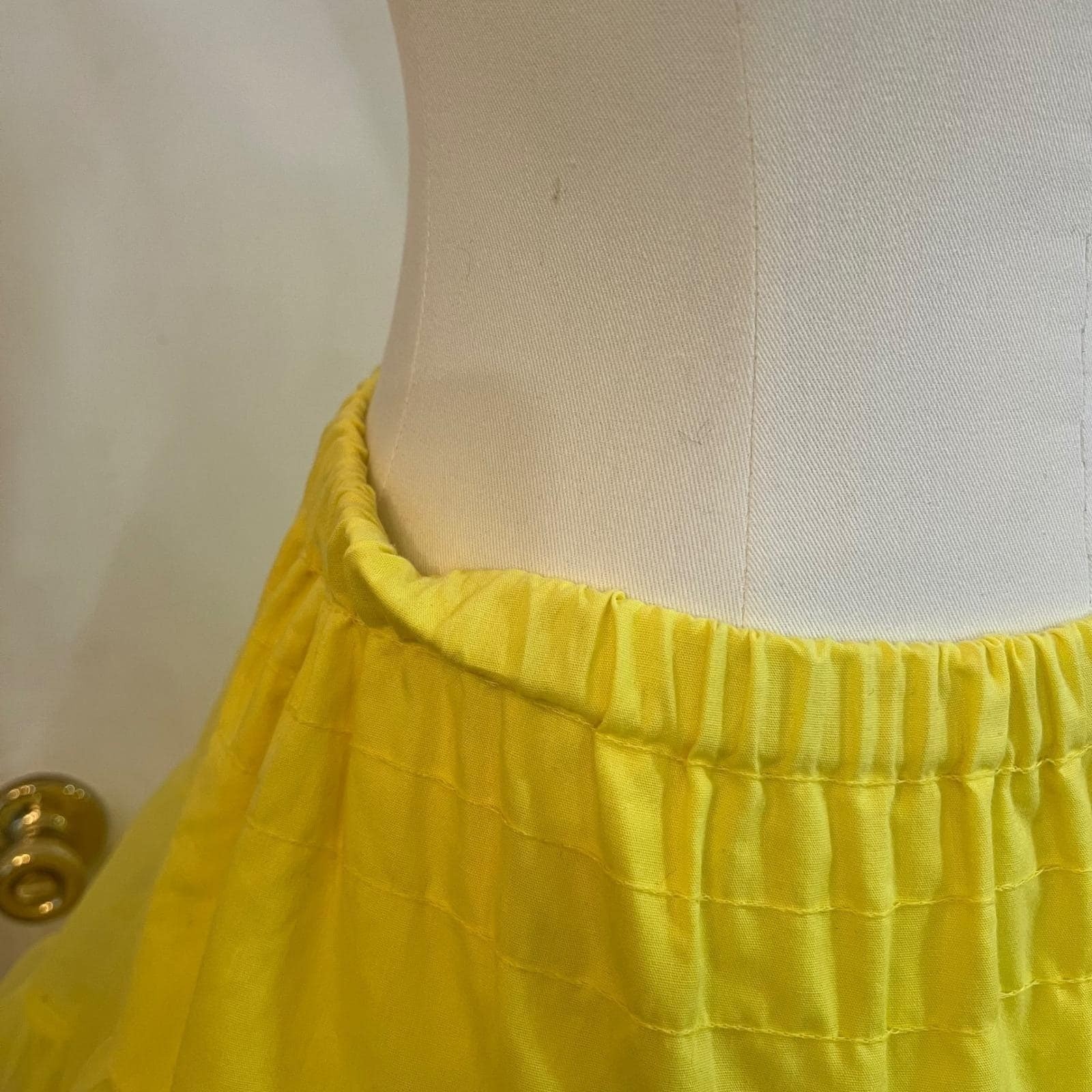 Vintage Malco Modes Yellow Nylon Petticoat Crinoline Rockabilly Skirt Large
