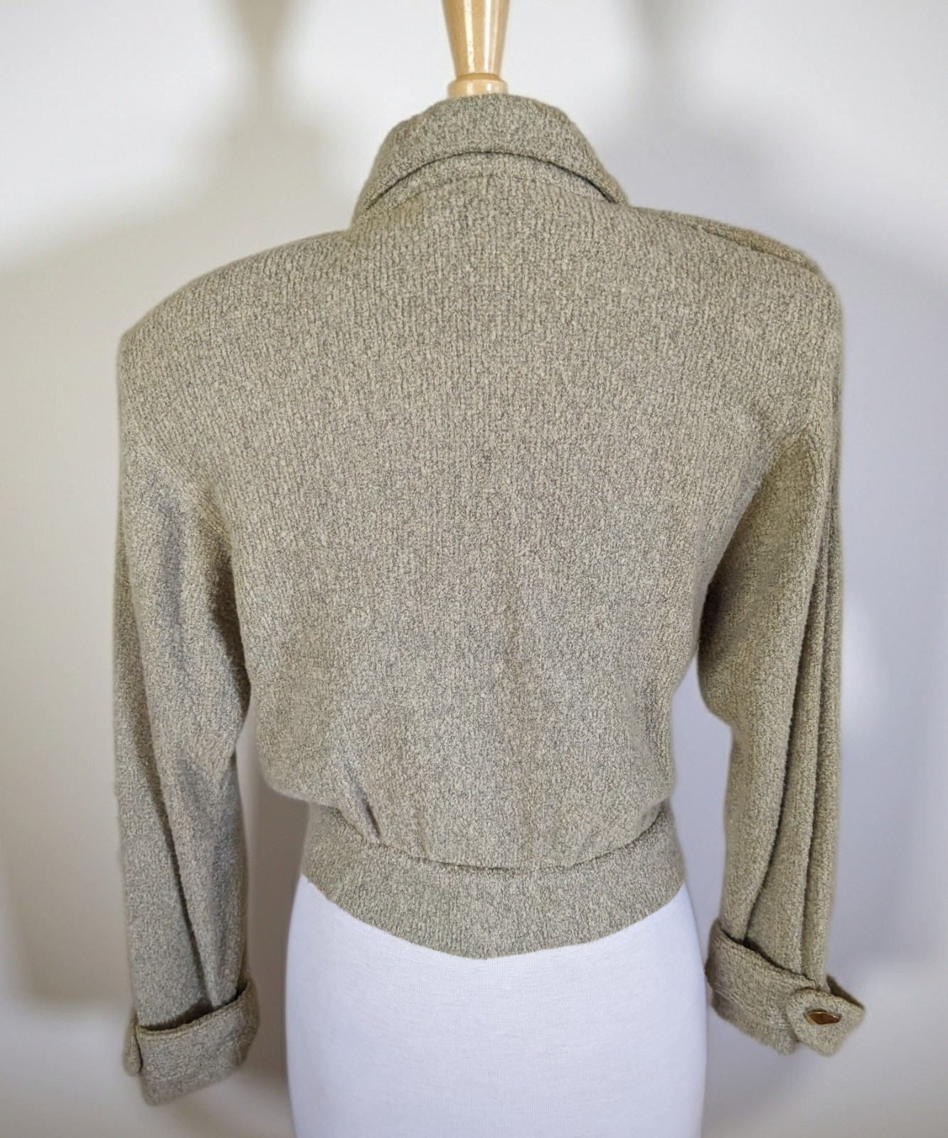 Vintage 80s St John by Marie Gray Santana Knit Cropped Sweater USA