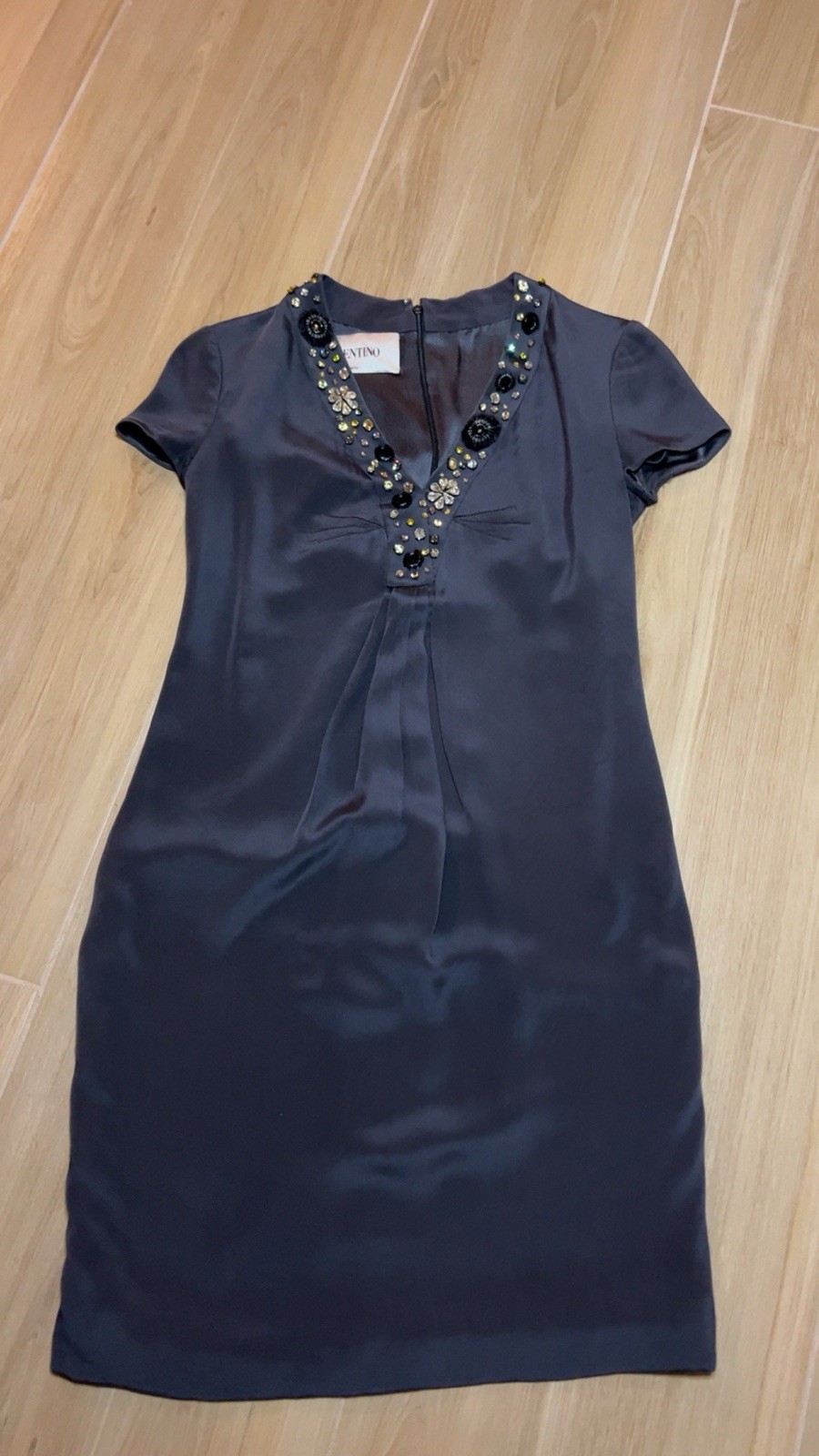 VTG Valentino 100% SILK Cap Sleeve Dress 4 Grey Designer Cocktail V Neck Short
