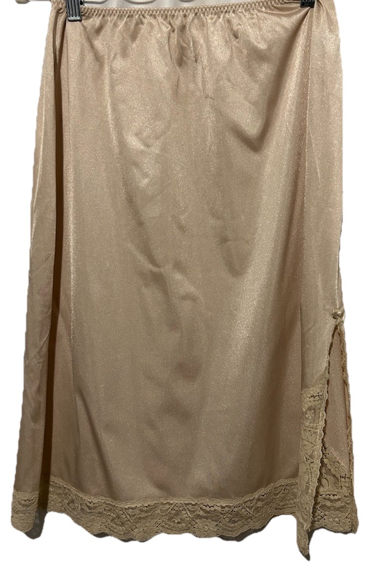 Vassarette Half Slip L Beige Silky Lace Trim Vintage Lingerie 24” Inches Long