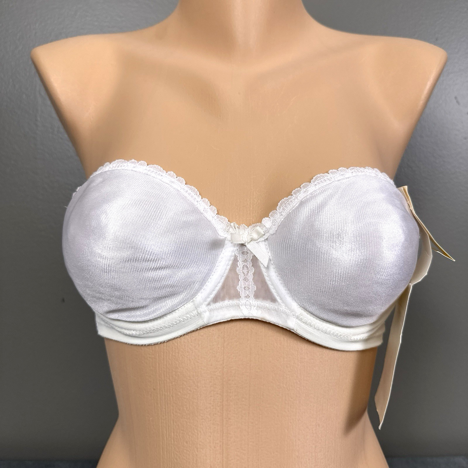 Vintage New NOS Adonna Bra Strapless Size 34B Fiberfill Lined Shimmery Underwire