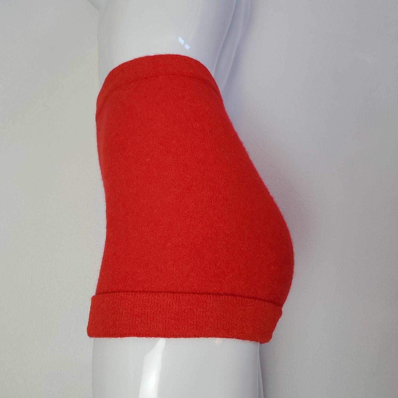 Vintage 60s Full Fashioned Red Wool Knit Shorts