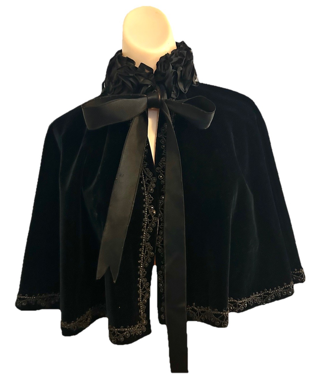 Vtg Victorian Gothic Steampunk Witchy Velvet Capelet Cape Beaded Ruffle Collar