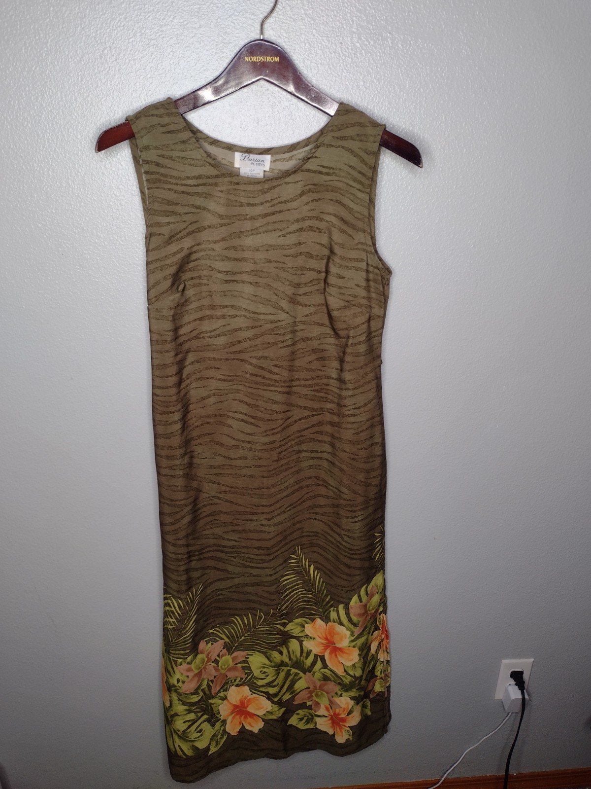 Vintage Darian Petites Hawaiian Maxi Dress 10P Green Sleeveless Animal B7