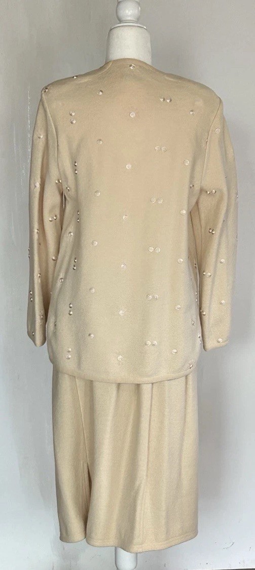 Vintage Geiger Austria Ivory Wool Coat and Skirt Matching Set Size 40/46