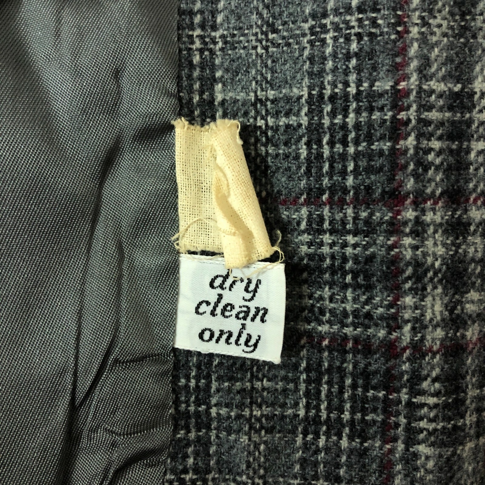 Vintage Womens M/L Pendleton Blazer, Gray and Red Glen Plaid, 1970s 1980s