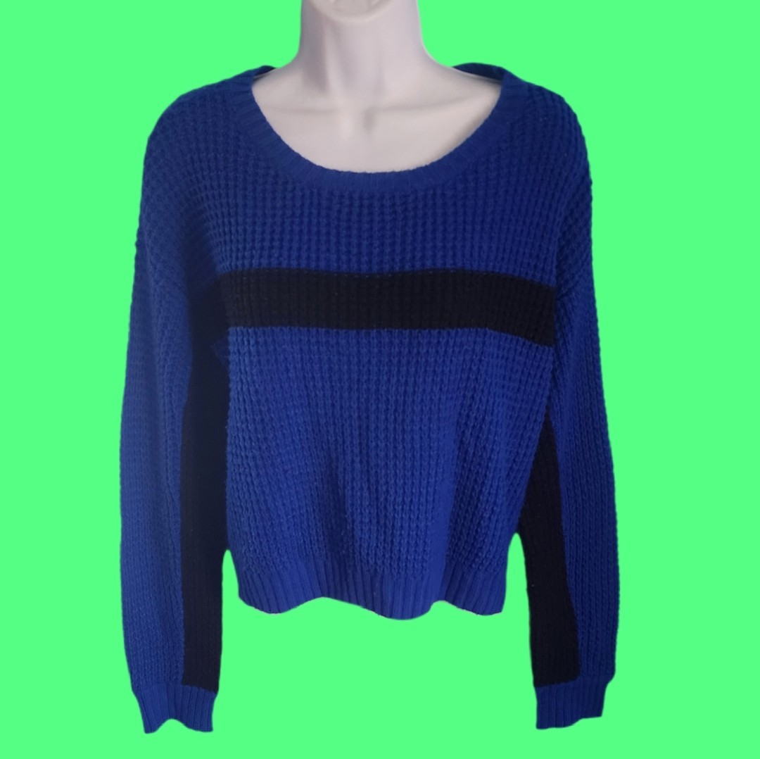 VINTAGE Y2K WET SEAL Blue Black Chest Stripe Sweater Medium Skater Grunge