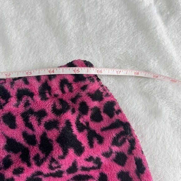 Playboy playmate pink cheetah print mini shorts y2k vintage mcbling