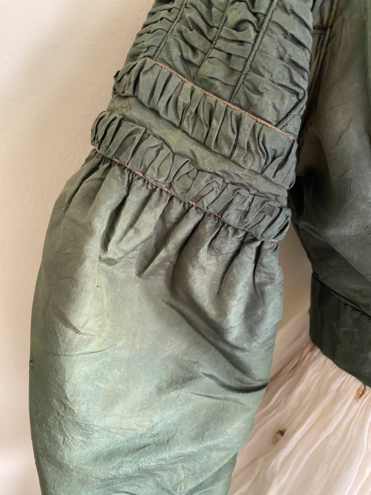 Rarest 1825 Regency Spencer Jacket Rich Emerald « Arsenic » Green Museum Quality!