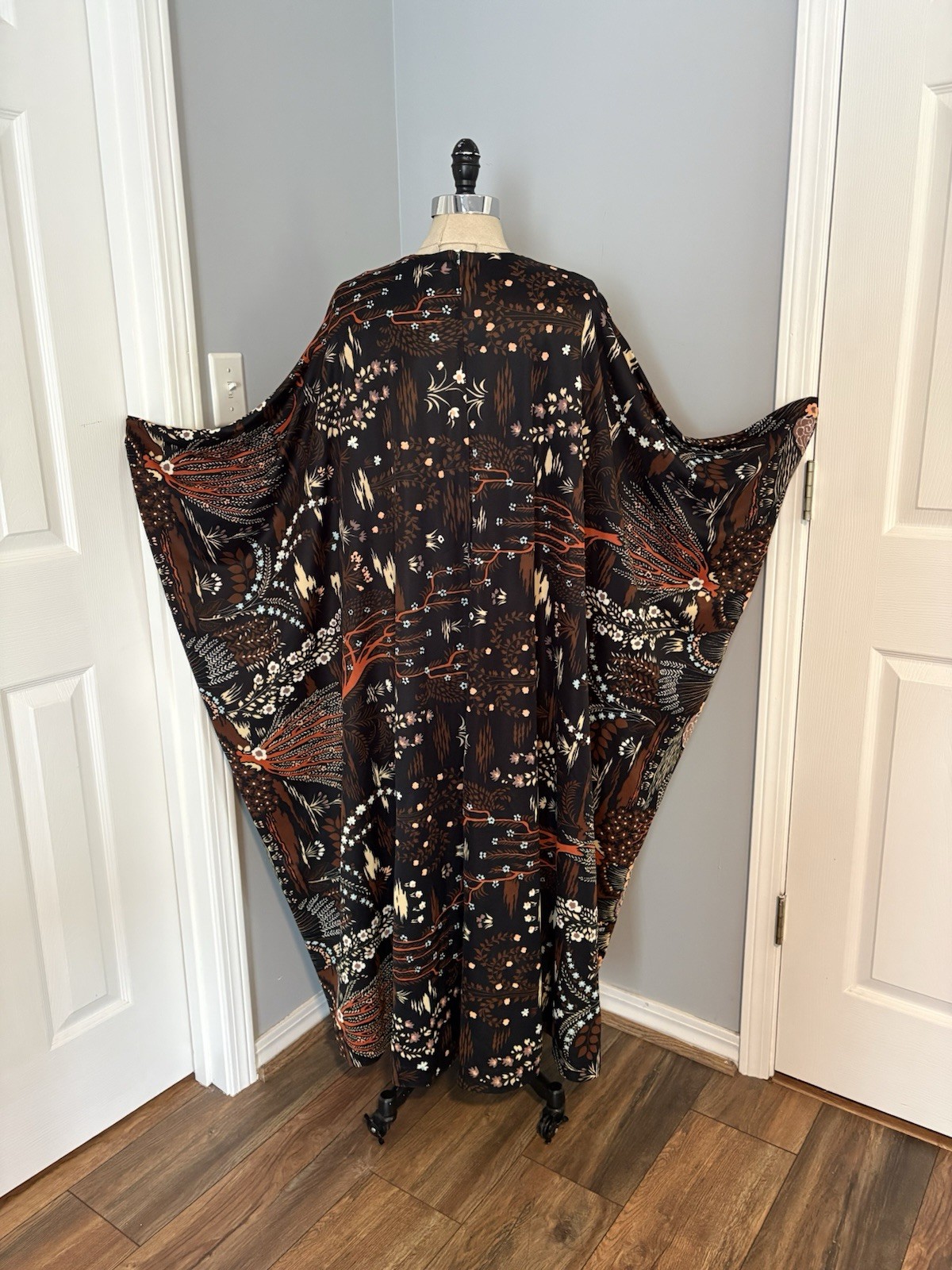 Vintage 60s Art Nouveau Goddess Angel Wing Maxi Dress Greek Myth Caftan Boho