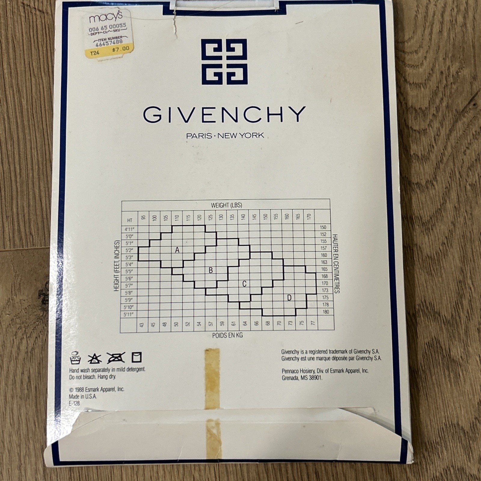 GIVENCHY ULTRA SHEER FRENCH DOT Light Control Top PANTYHOSE Sz B Tres Blanc