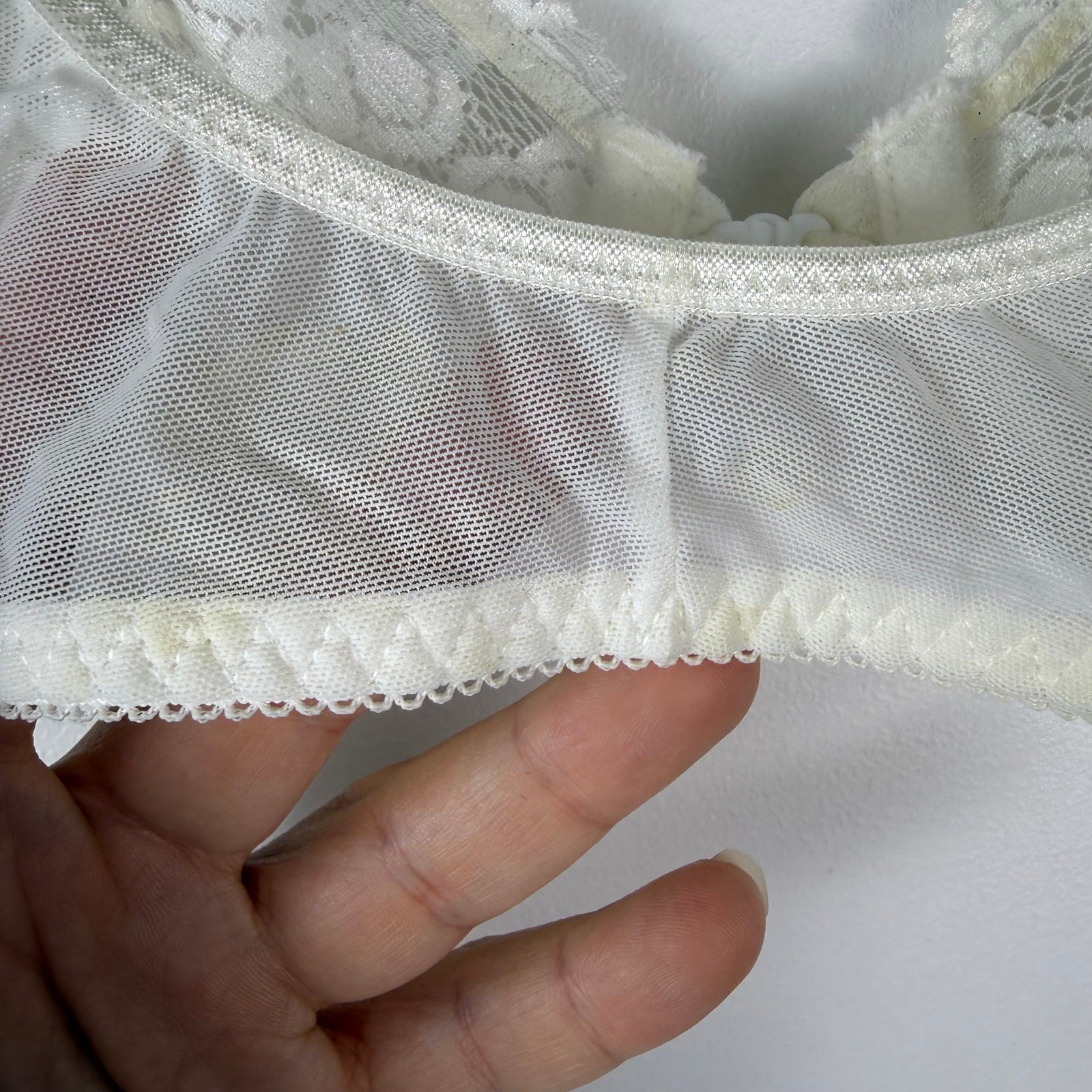 lovable white underwire bra size 38B