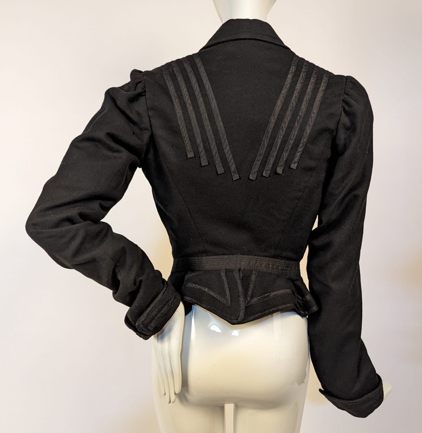 VICTORIAN 1890’S BLACK WOOL JACKET W SILK STRIPE DETAIL