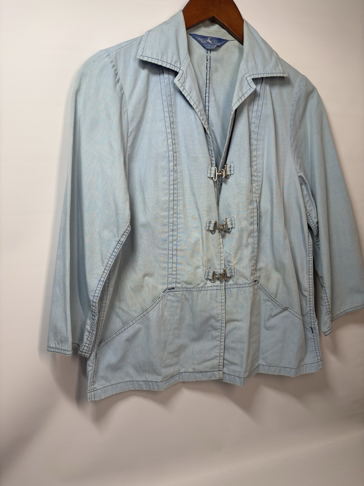 1960s White Stag Jean Jacket Light Weight Denim Anchor Buckle Front Women’s M/L