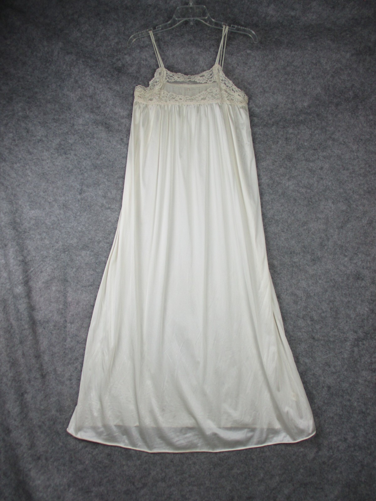 Miss Elaine Peignoir Robe nightgown & Dress Women S Ivory BUTTER SOFT Nylon Lace