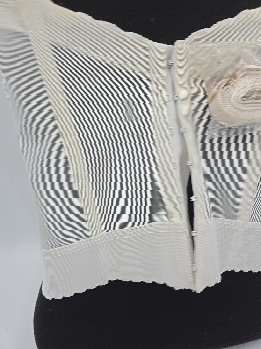 Goddess Style 689 Bra White Lace Shapeware Corsette Bustier Strapless 34DD