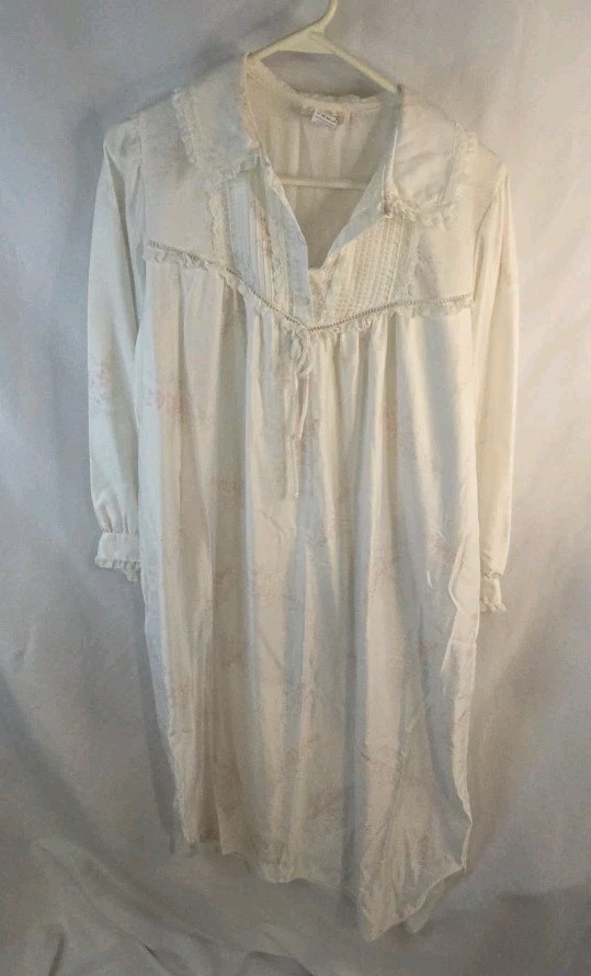 True Vintage Barbizon Nightgown M Off White Pink Floral Lace Cottage Sissy