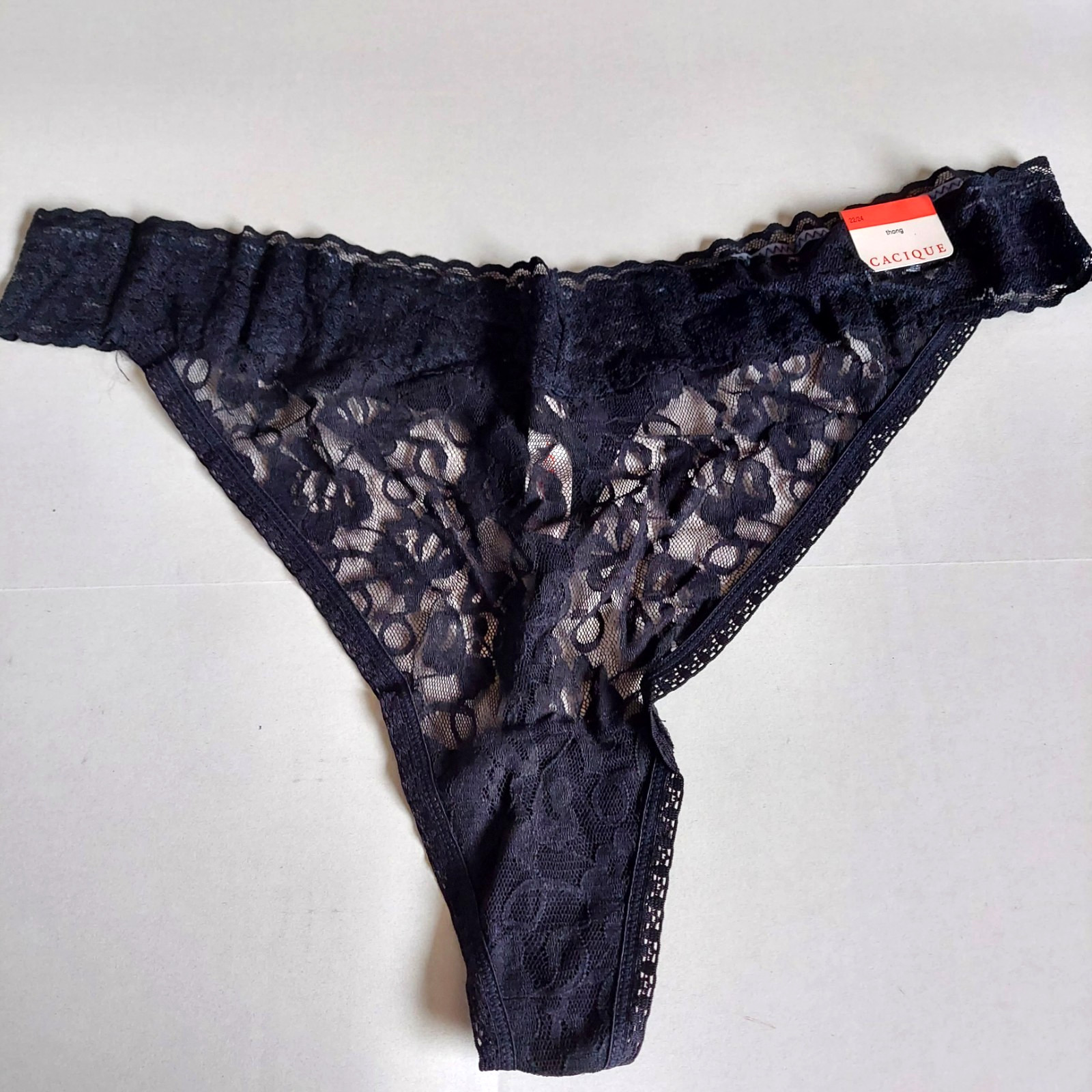 Vtg CACIQUE Floral Lace Mesh 2&Prime; Waistband 22/24 Black Thong Panties