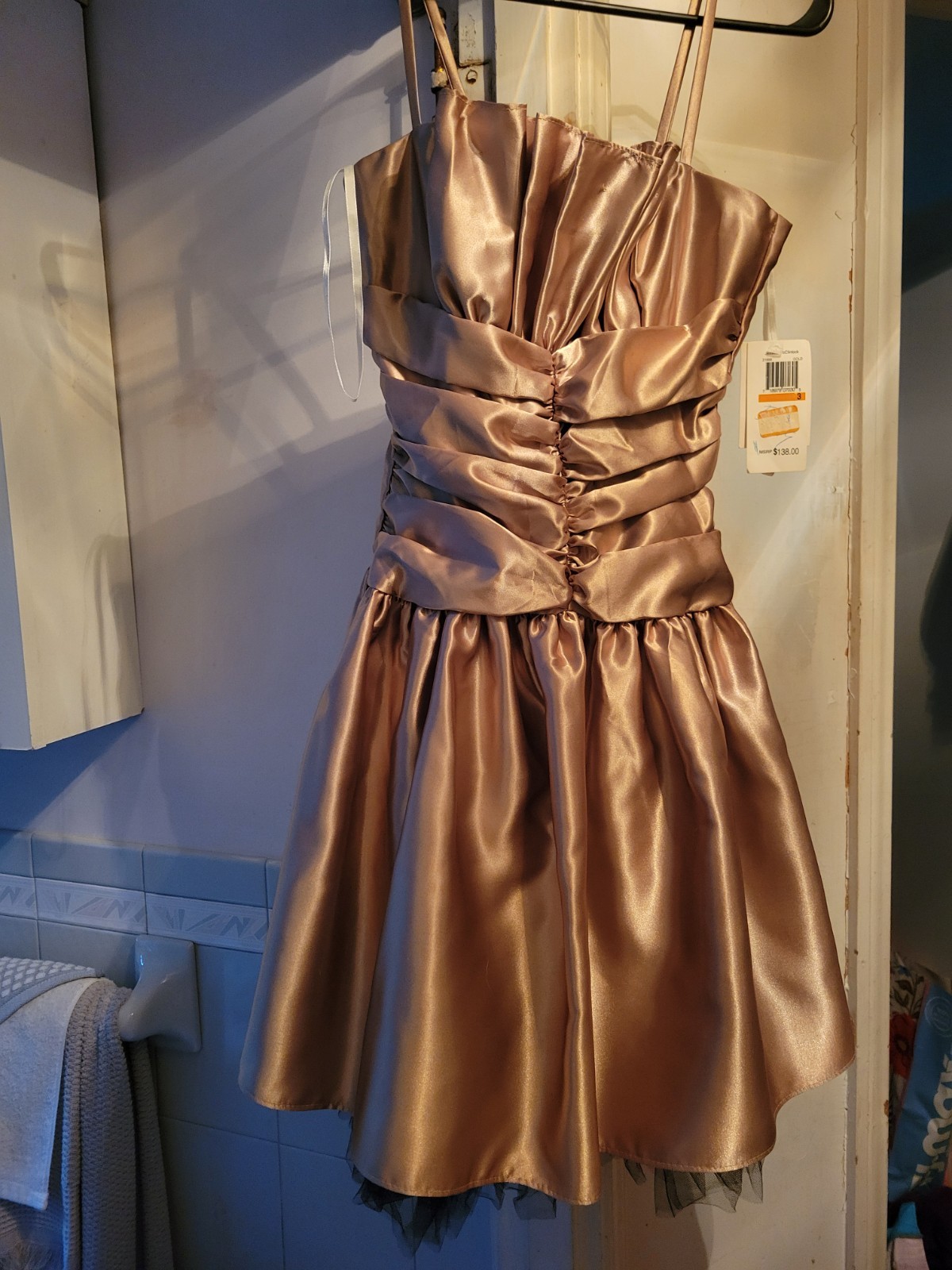 jessica mcclintock GunneSax drs vintage size 3/4 gold satin with black petticoat