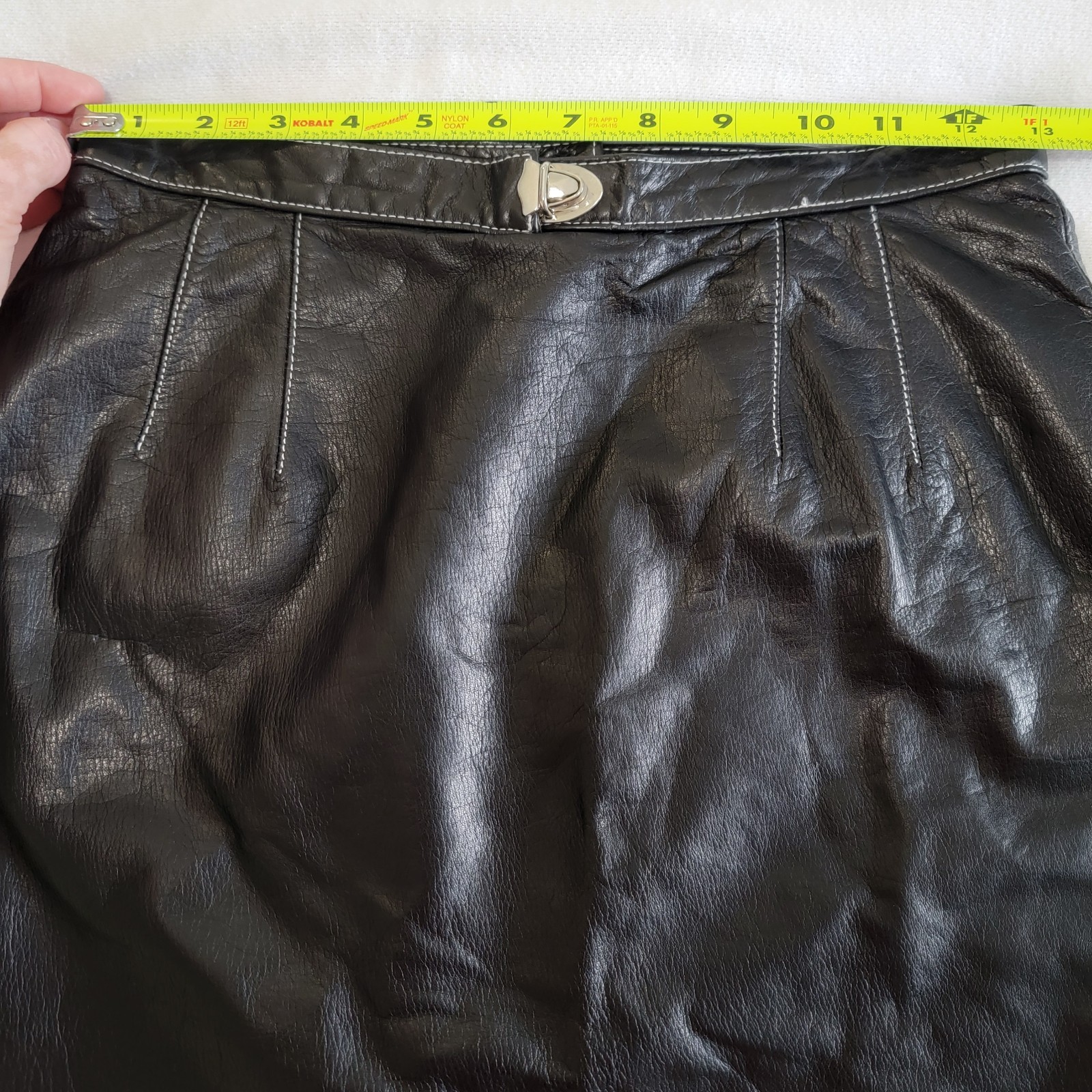 VTG Emanuel Ungaro Petit Mini Skirt Women Genuine Leather Black US 6 / Italy 40