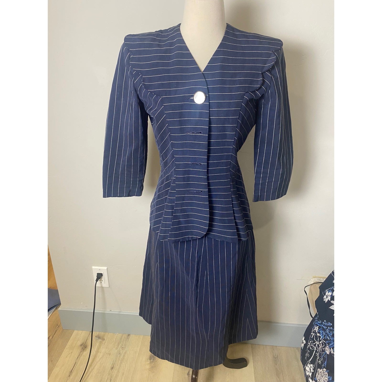 Vintage 40&rsquo;s Navy Pinstripe Skirt Suit Peplum Blazer Midi Skirt Set 2 Piece