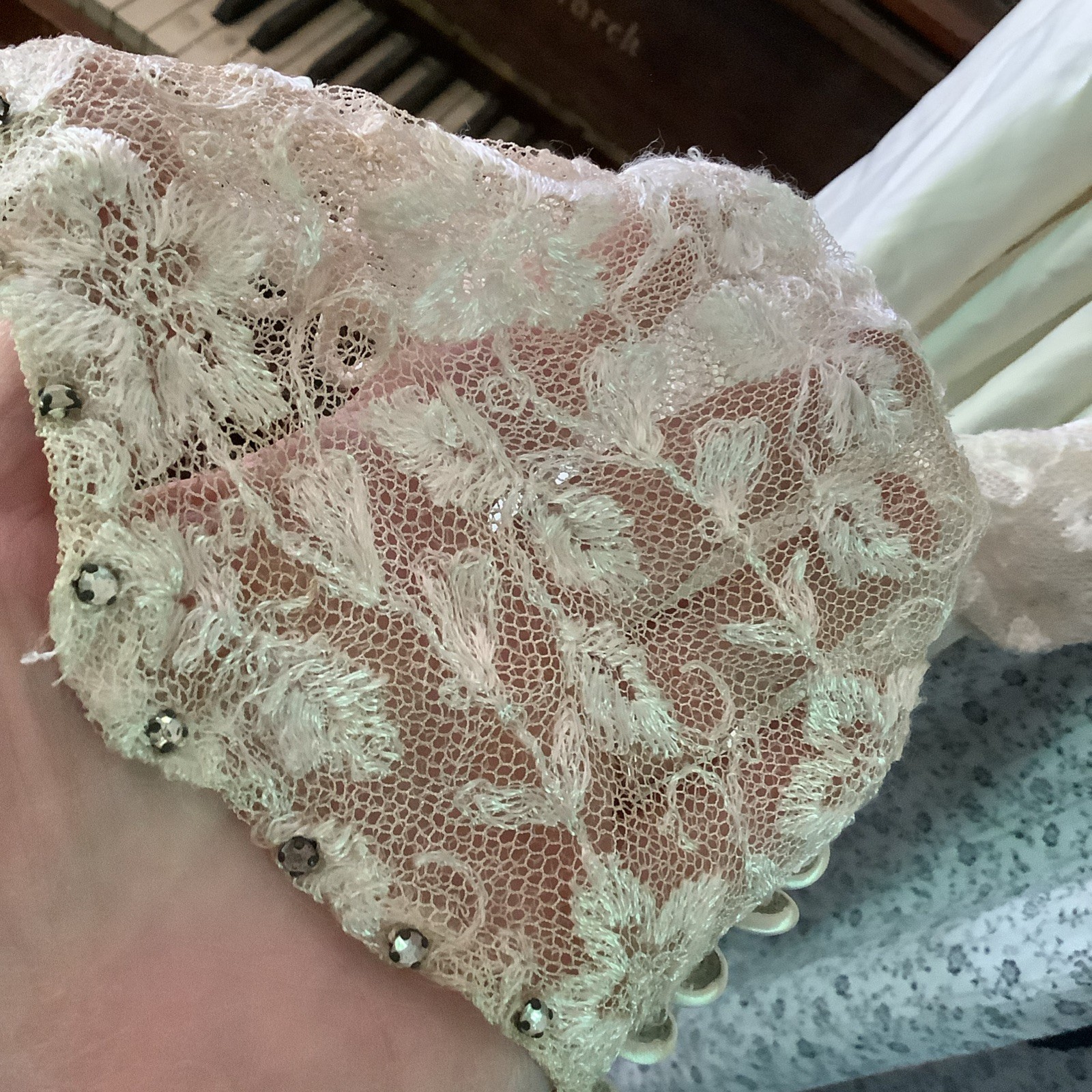 Vintage Early 1930’s Lily Of Valley Satin Roses Lace Jewel Wedding Gown 34-28-52
