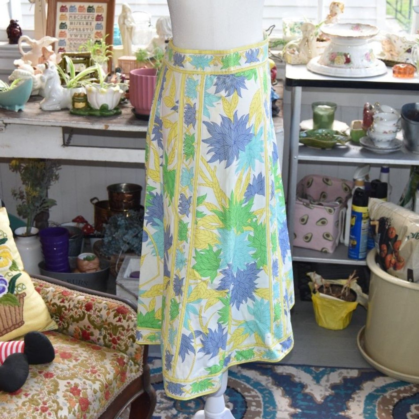 Vintage 1960s Emilio Pucci Fabric Skirt 70s Floral Border Print Italy Waist 32