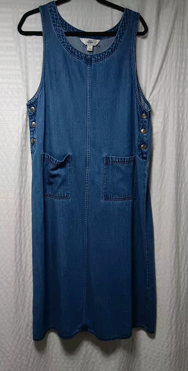 Amy K Su AKS Maxi Dress. Sleeveless, Front Pockets, Side Buttons. 💯 Tencel . LP