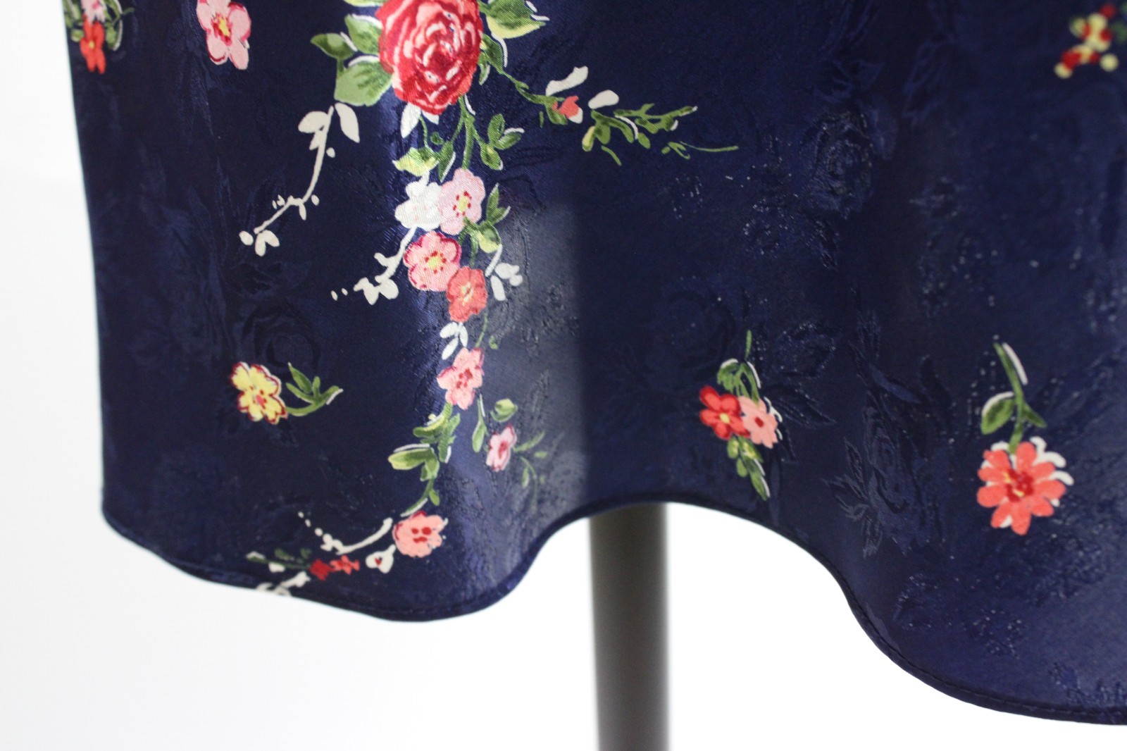 Vintage Inner Most Blue Short Nightgown – Sz M Floral Satin, Lace Trim